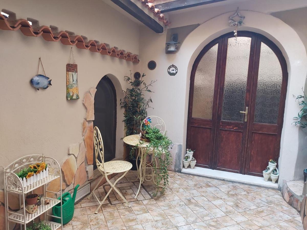Вилла Casa Dell'Artista Singola E Indipendente Кальяри Экстерьер фото