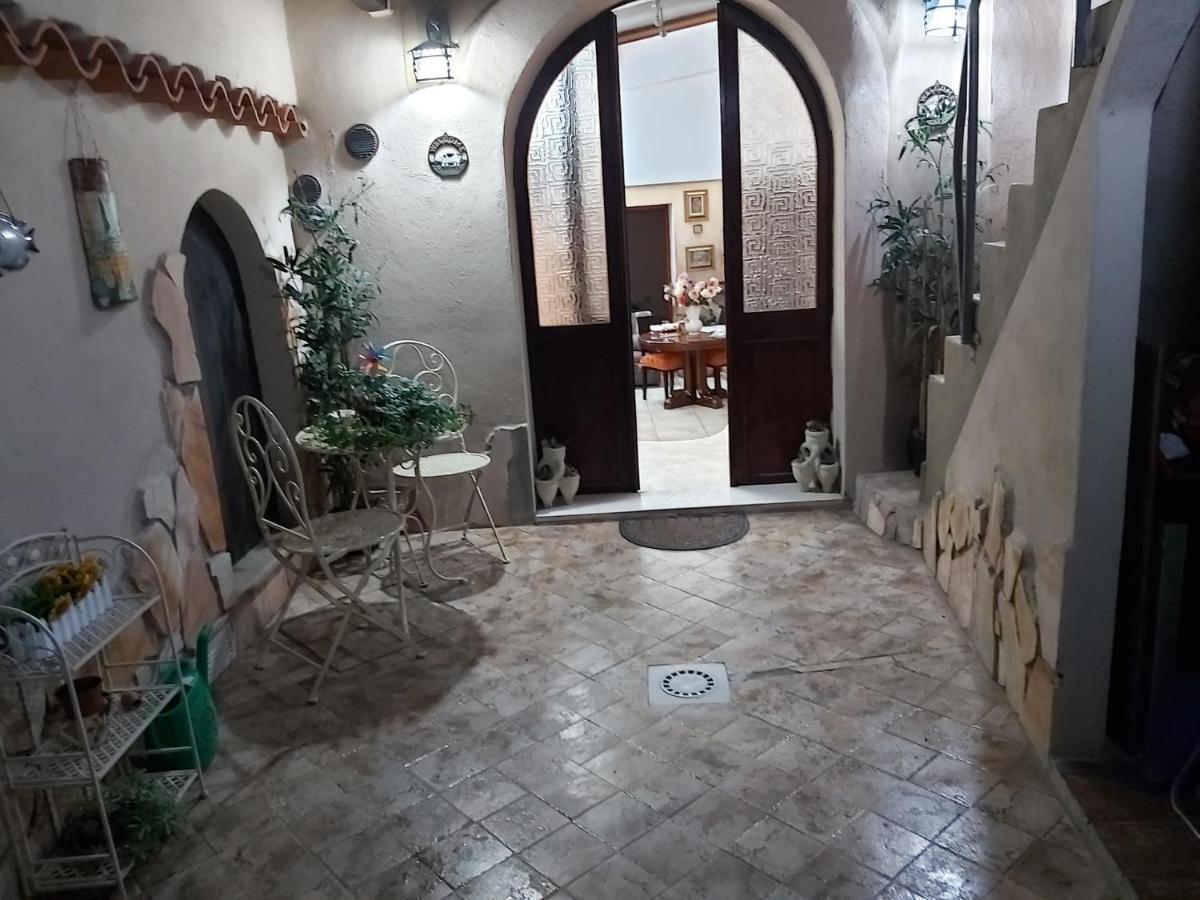 Вилла Casa Dell'Artista Singola E Indipendente Кальяри Экстерьер фото